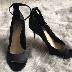NEW Vince Camuto SATIN PEEP TOE PUMP W/STRAP HEEL